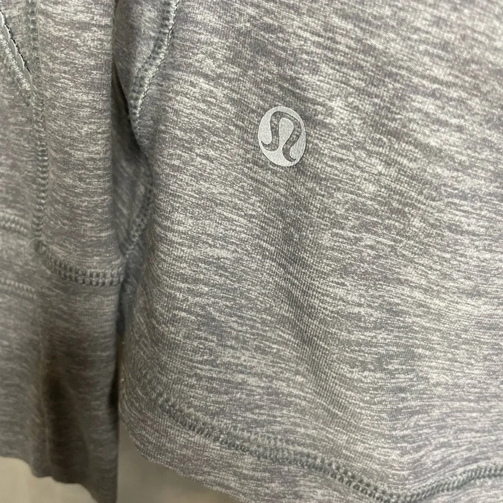 Lululemon Grey 1/2 Zip Pullover small- medium - Picture 4 of 5